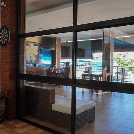 Caroline Guest House Canggu  Exterior photo