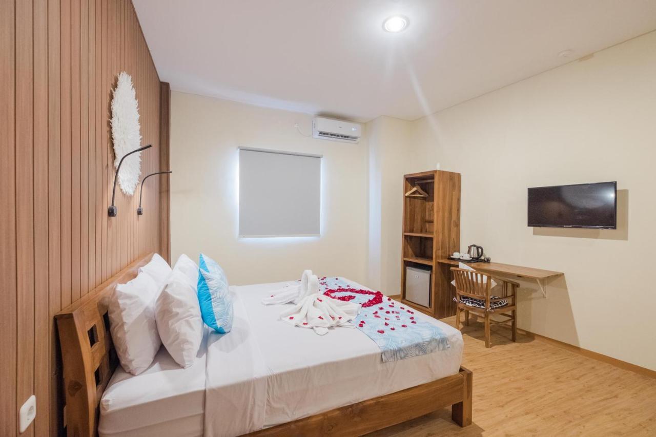 Caroline Guest House Canggu  Exterior photo