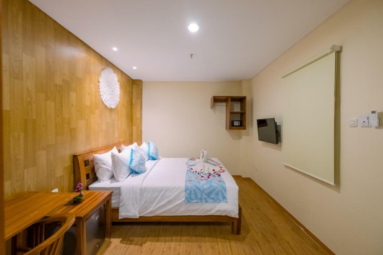 Caroline Guest House Canggu  Exterior photo