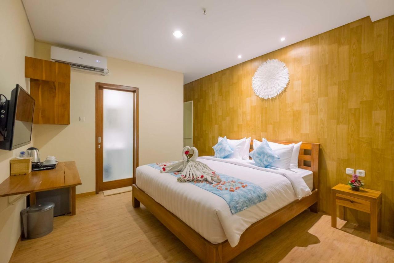 Caroline Guest House Canggu  Exterior photo